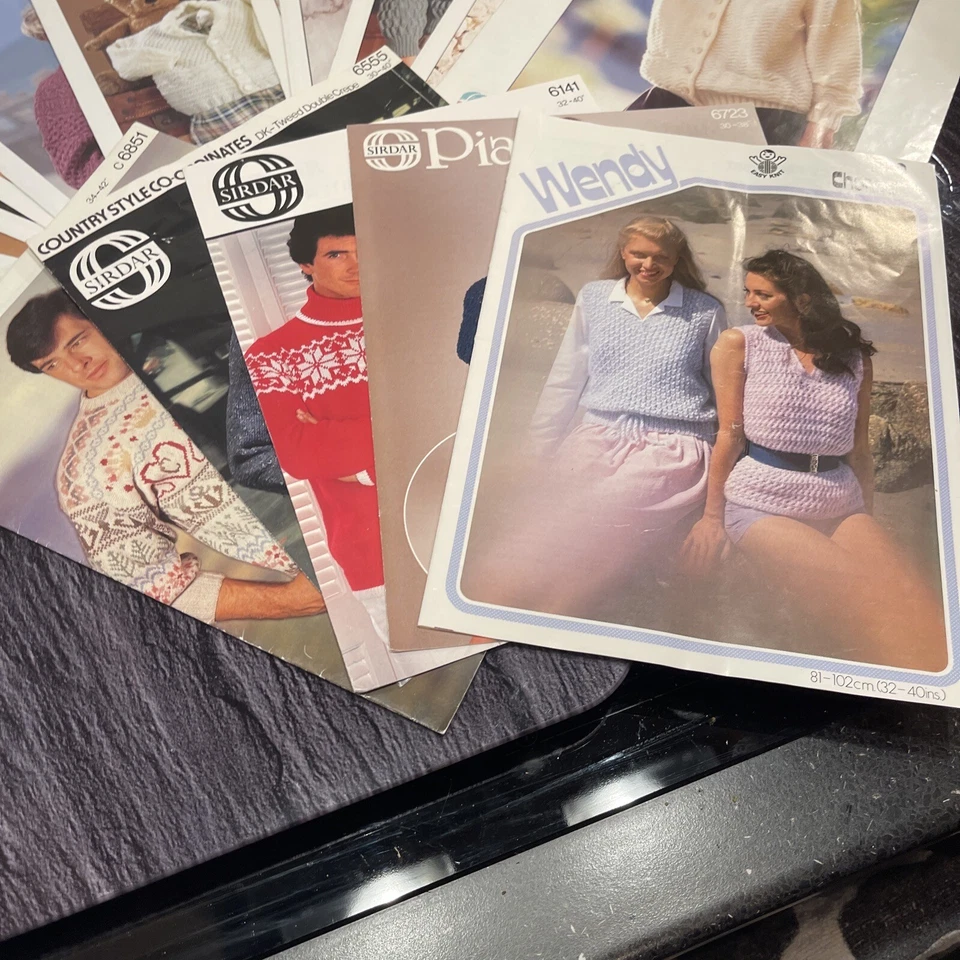 26 Vintage Knitting Patterns 4ply, DK, Mohair, Chunky, Sirdar, Wendy, Patons. D1 - Image 2 of 4
