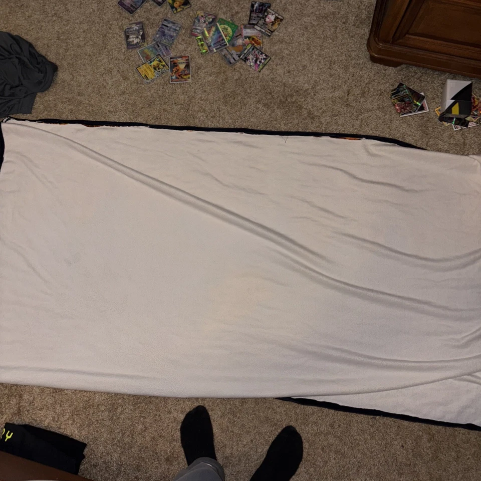 Manta Dragón de Fuego Delgada Ligera Detallada  Foto 4 de 4