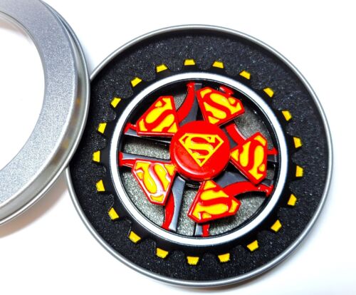 Superman Steel Fidget Spinner 2-way Spinning Metal Superhero Party Gift Birthday - Afbeelding 1 van 4