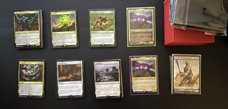 MTG Mutant Menace Commander Deck Fallout Comes with deck box and new sleeves