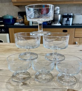 Six Vintage Etched Sundae Dishes In Perfect Condition.