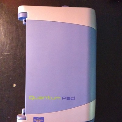 82 LeapFrog Quantum Pad Electronic Learning Drawing Tablet Blue/Gray w/ Stylus