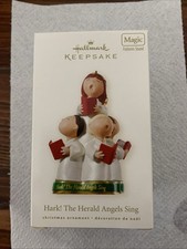 Hallmark Keepsake Ornament Magic HARK THE HERALD ANGELS SING 2008 New