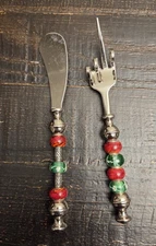 Red & Green Beaded  Cheese Appetizer Serving Fork Knife set Whismy 
