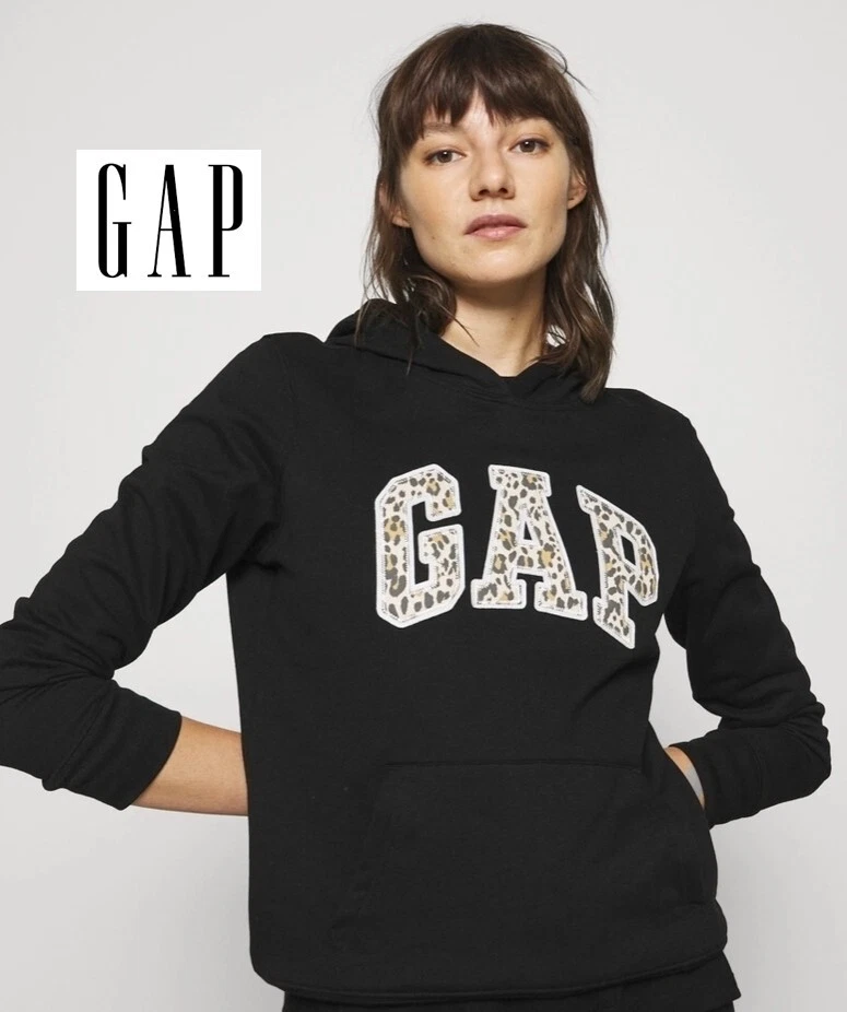 Gap black on sale hoodie womens