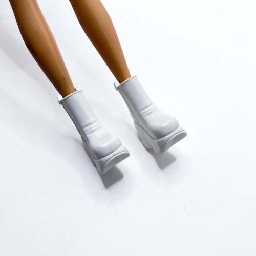 American Idol Simone Barbie Puppe Schuhe weiße Stiefel (C) - Bild 8 von 11