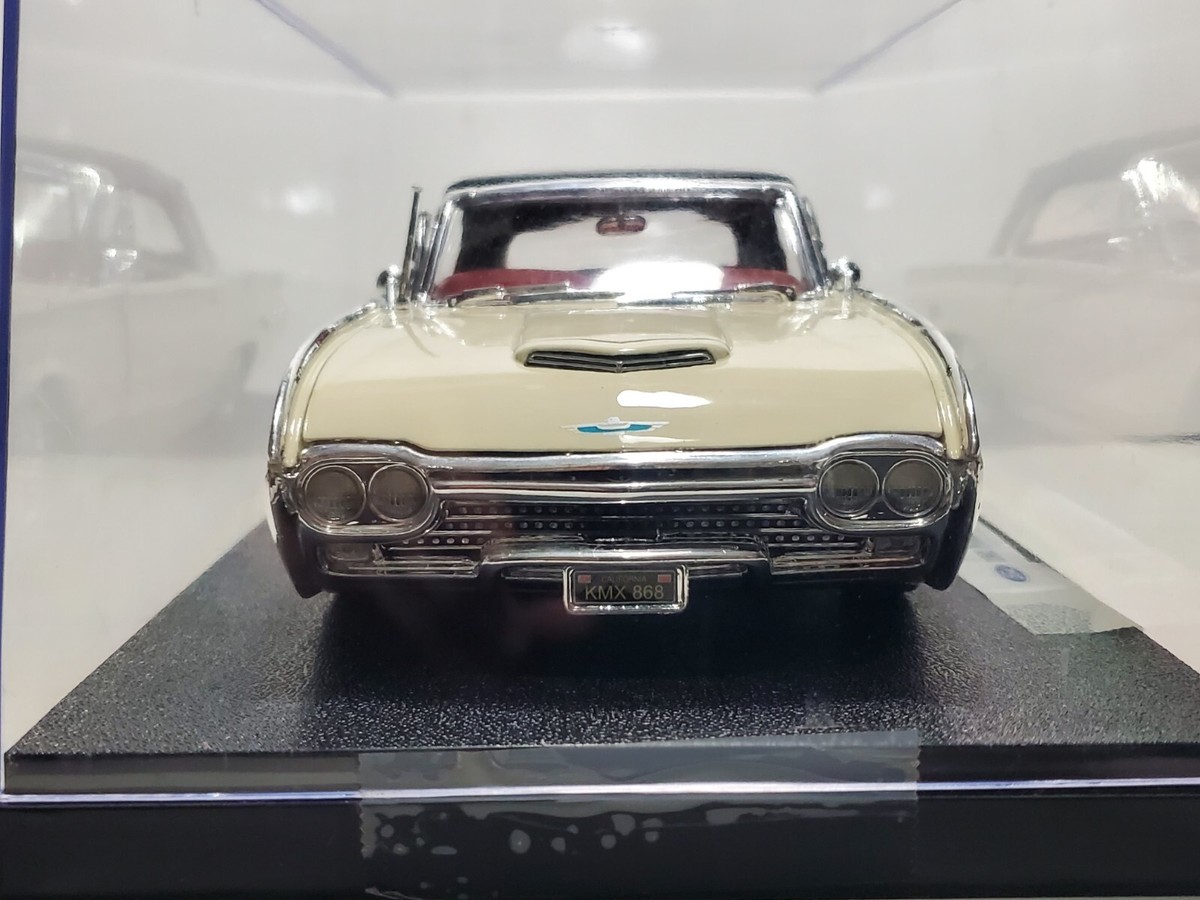 0 Ford Welly Thunderbird Sports - Scale Diecast フォード