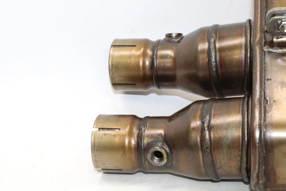 Yamaha Yzf-r1 S 2021 conjunto de tubo de escape cámara media OEM Foto 3 de 4