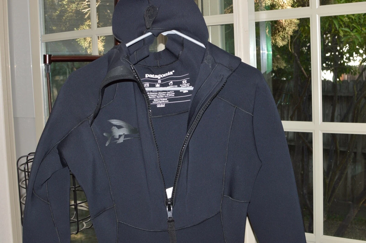 Patagonia top hooded wetsuit