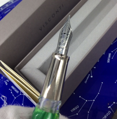 $810 MSRP - Visconti Opera Demo Fountain Pen Green Medium KP32-04