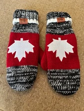 Canada themed Mittens