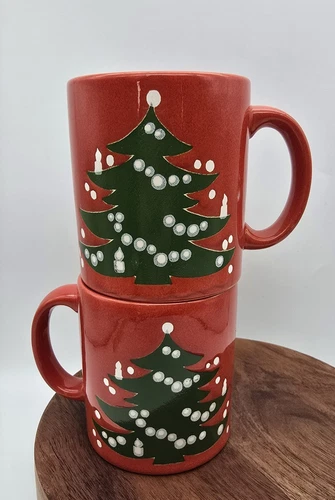 2 Waechtersbach West Germany Christmas Tree Mugs Red Green NEW