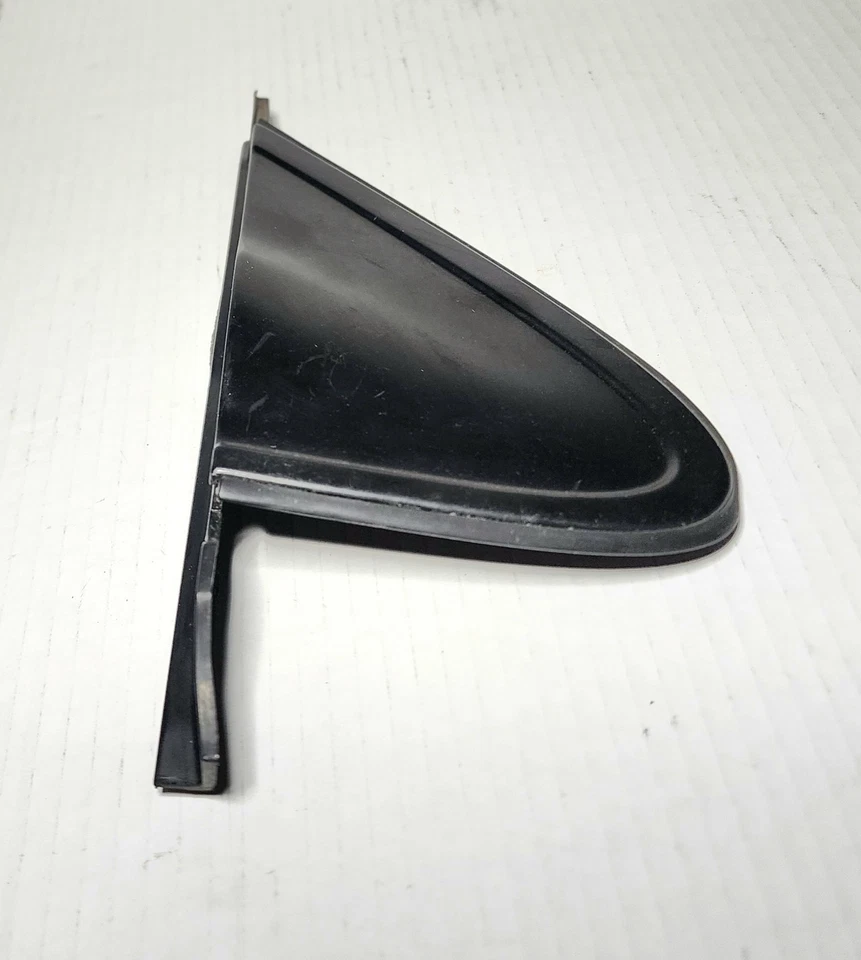 Guardabarros delantero lado pasajero Toyota Sienna 1998-2003 75621-08020 Foto 3 de 4