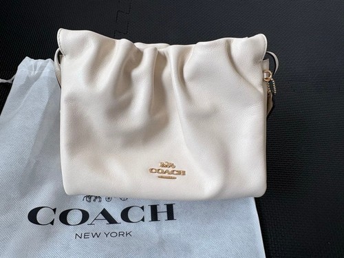 Coach Faye off-white shoulder bag 610757