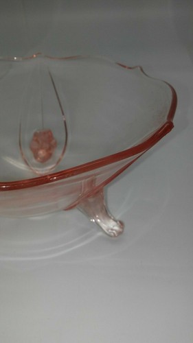 Pink Depression 3 footed bowl. - Picture 11 of 11