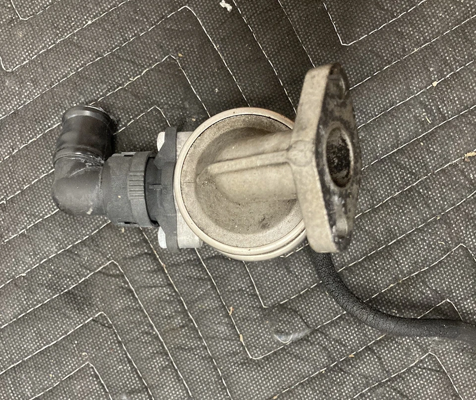 1997-2003 BMW E39 Emission Air Pump Control Valve 72229506 528￼i 525i OEM #453M - Image 4 of 4