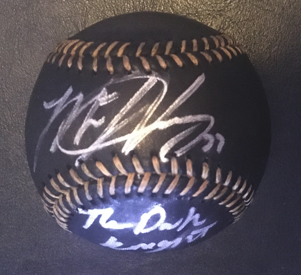 Matt Harvey NY Mets Autografiado Firmado Béisbol FANÁTICOS CERTIFICADO DE AUTENTICIDAD CON Insc ¡DARK KNIGHT! Foto 3 de 4