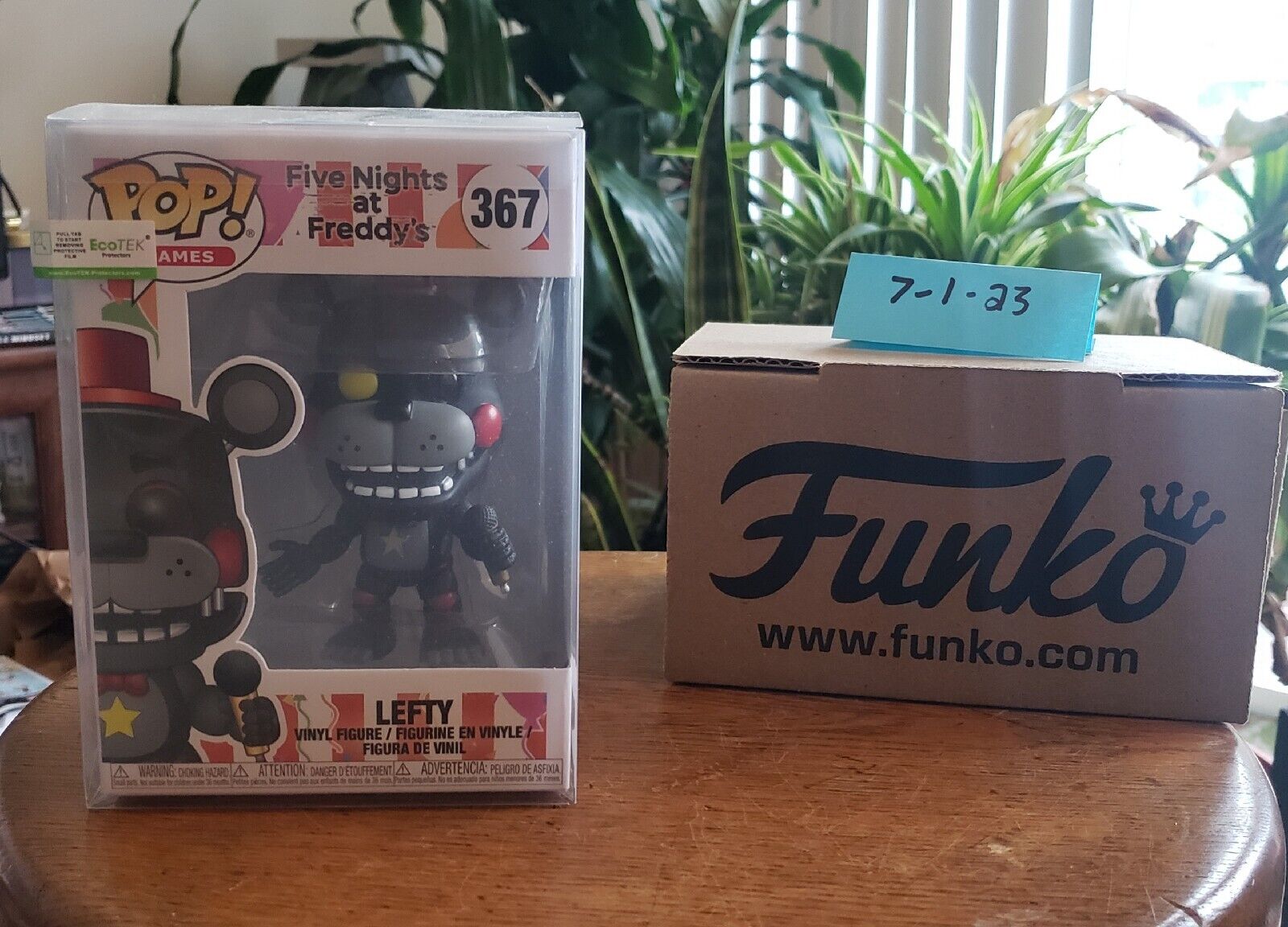 Pelucia Funko Five Nights at Freddy - Fnaf Pizza Simulator Lefty Pop! Vinyl  Figure #367