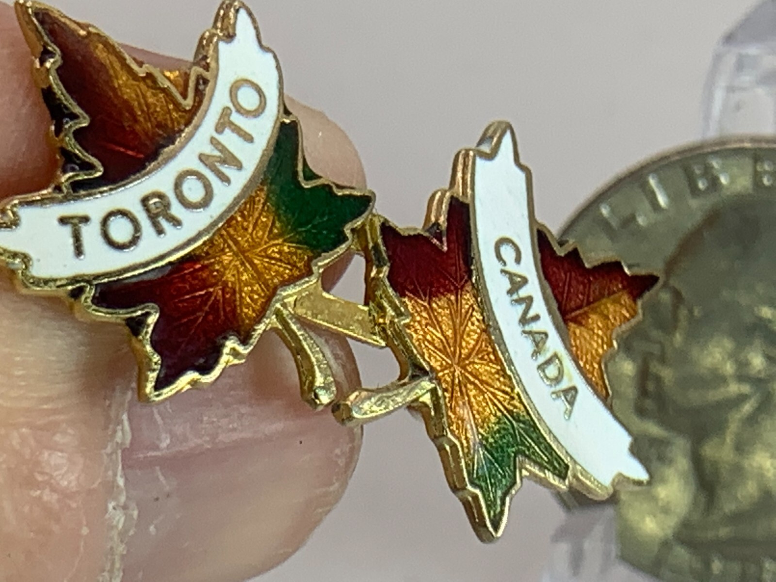 Toronto Pin CANADA Toronto Autumn Maple Leaf Duo Vintage Tack Pin T-2708 | eBay
