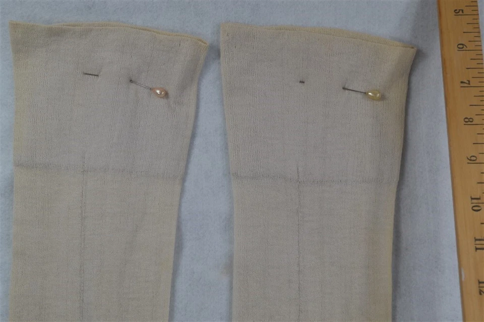 古董女式丝袜格子棉灰色黄色 8.5 英尺罕见原装 1880 年 — 第 4/4 张图片