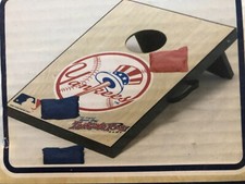 MLB New York Yankees Toss Mini Corn Hole Game w TWO BOARDS /8 Bean Bags NEW