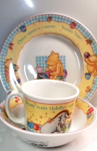 Royal Doulton Winnie the Pooh Gift Baby Set 3 pc Bowl & Cup Pooh & Friends - Picture 1 of 14