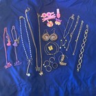 jewelry lot Unbranded Necklaces, Rings, Earring, Bracelets, Hair Clips. — photo 1