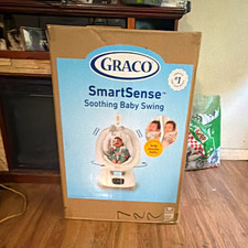 Graco SmartSense Soothing Baby Swing
