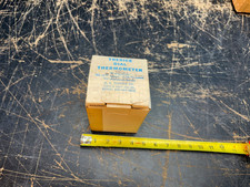 Trerice V80025 Remote Mount Dial Thermometer 100-350F NIB
