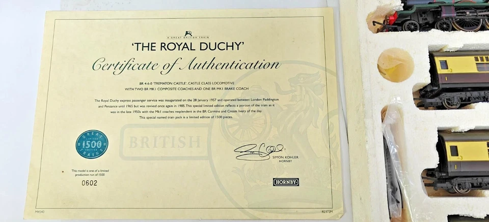 Hornby R2372M Limited edition of 1500 train pack The Royal Duchy OO Gauge - Image 3 of 4