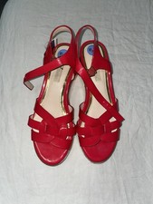 BRAND NEW Prima Donna Collection Women s Glossy Red Platform Sandals Size 7 1/2