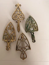Vintage Trivets, Set Of 4. Brass Metal, Decorative Or Still Usable. Nice Detail.