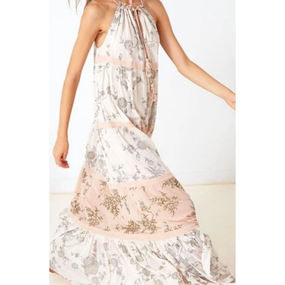 Maxi Vestido Ulla Johnson Goa En Niveles Largo Rosa Crema Natural Talla 12 Cottage Foto 2 de 4