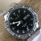 Vintage Seiko Mens V743-8080 Day Date Silver Tone Quartz 38mm Watch 7"