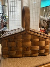 VTG Picnic Basket From Hudson’s Detroit MADE IN SPAIN Rustic Farmhouse