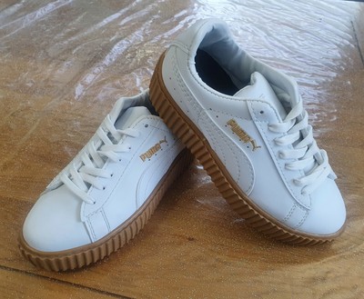 how to remove kiwi shoe whitener