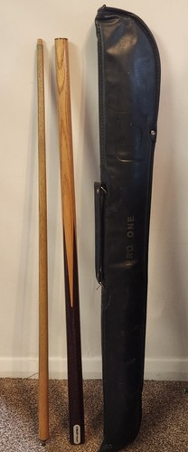 Vintage Riley Master Snooker Cue Two Piece Pool With Case