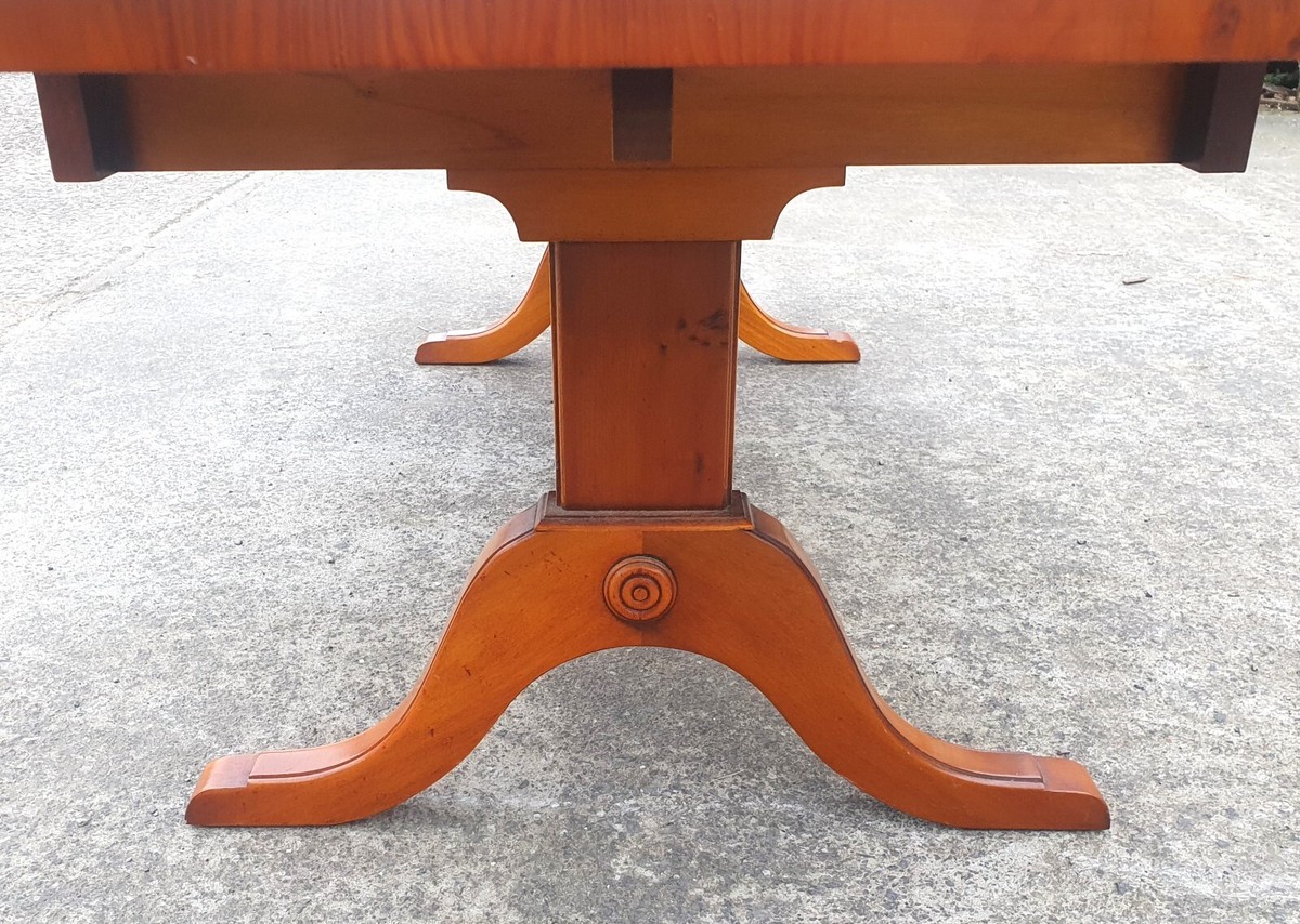 BEVAN FUNNELL REPRODUX YEW EXTENDING COFFEE TABLE DELIVERY