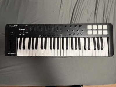 M-Audio Oxygen 49 MK5 MKV - wie neu USB MIDI Keyboard inkl. Kabel und OVP