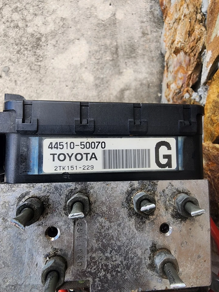 2007 - 2017 Lexus LS460 полный насос ABS и модуль 44510-50070 - Изображение 3 из 4