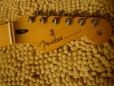 2023 Fender Player Stratocaster Strat Neck Tuners Maple Board 22 Fret Excellent!