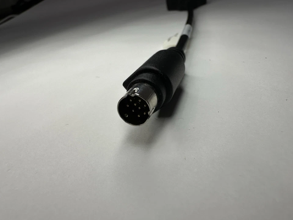 Cable NVIDIA VIVO Breakout P/N: 5511A001-001-LF S-Video Adaptador de salida de TV Foto 4 de 4