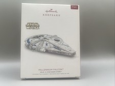 2018 Hallmark Ornament Millennium Falcon Solo  A Star Wars Story Magic Light NIB