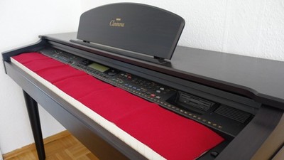 GEPRÜFTES  Yamaha Clavinova CVP Digitalpiano E-Piano Klavier + Bank & Kopfhörer