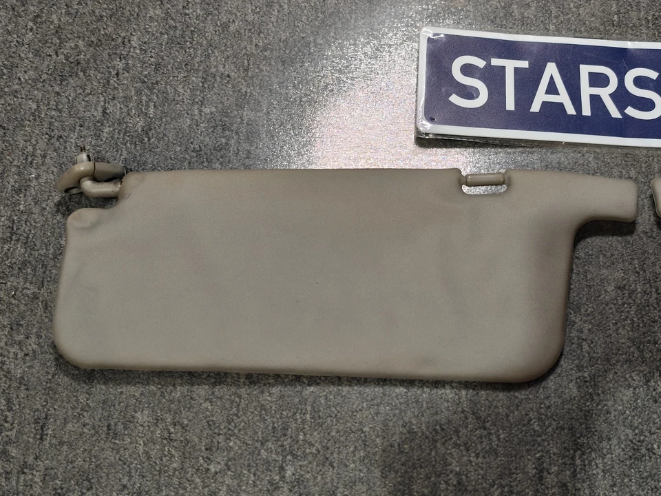 1993-2001 Subaru Impreza Sun Visors Pair Complete Outback Wagon - Image 2 of 4