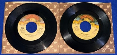 (2) vintage ORIG. Kiss Casablanca 45 RECORD VINYL Detroit Rock City/Hard Luck Wo
