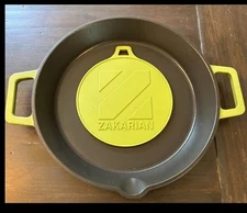 Geoffrey Zakarian 10.5" Round Cast Iron Pan with Trivet - Sage Green