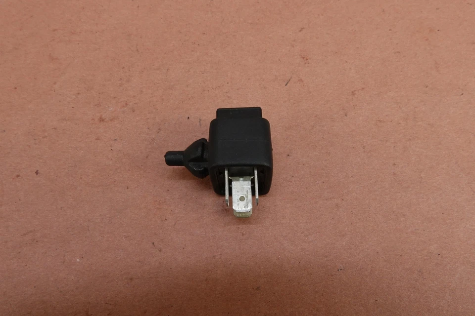 03-06 Relé eléctrico DUCATI 749 999 BIPOSTO Foto 4 de 4