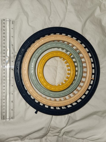 Hobby Lobby Round Loom 4er Set - Stricken Weihnachten Winter Schals