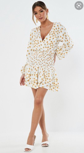 Missguided White Floral Frill Mini 
